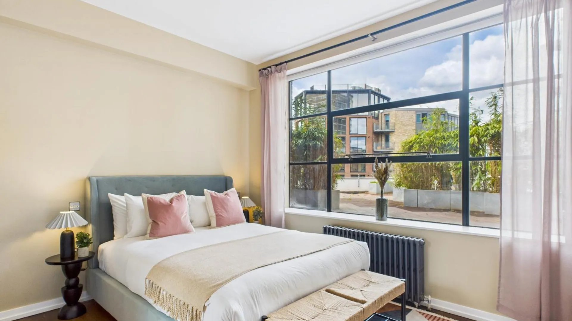 Be London - The Old Street Residences Apartment